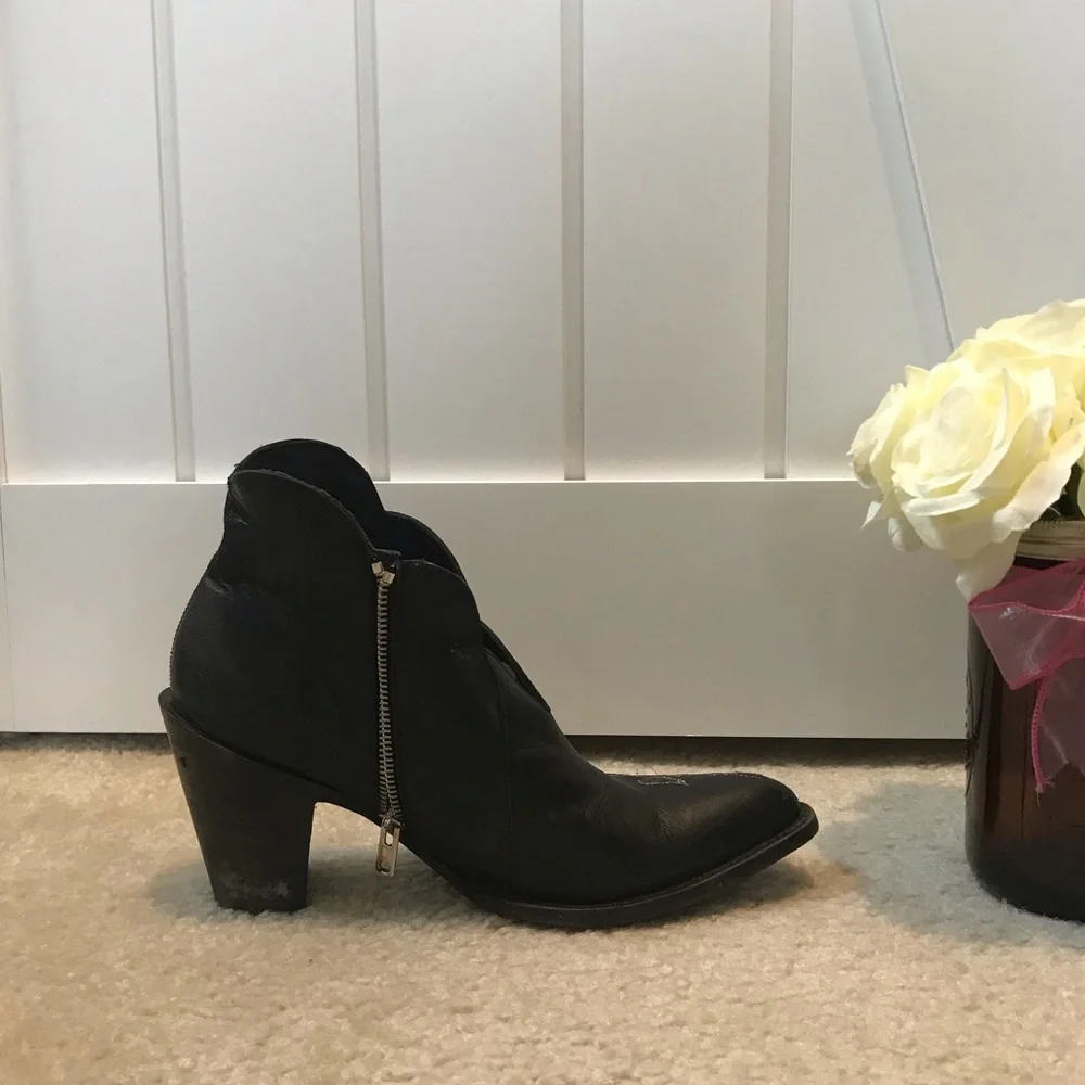 Old Gringo Black Suede Floral Embroidered Ankle Boots